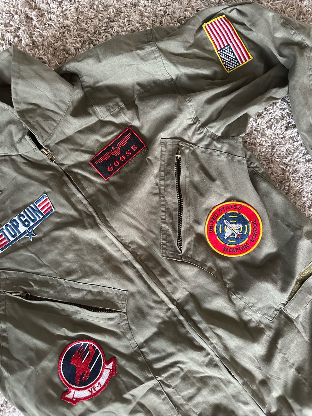 Men’s Top Gun Maverick/Goose Flight Suit Costume - Picture 4 of 5